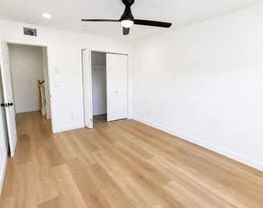 706 N Prospect - Photo Thumbnail 8