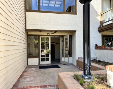 2567 Plaza Del Amo - Photo Thumbnail 18