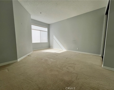 2567 Plaza Del Amo - Photo Thumbnail 9