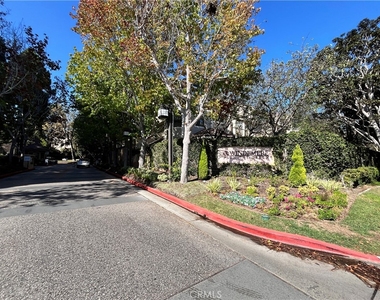 2567 Plaza Del Amo - Photo Thumbnail 20