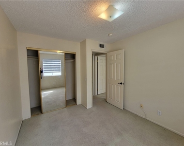 15854 Jupiter Place - Photo Thumbnail 29