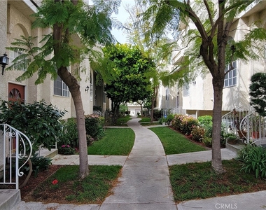 15854 Jupiter Place - Photo Thumbnail 3