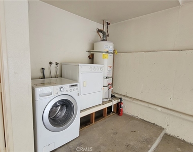 15854 Jupiter Place - Photo Thumbnail 35