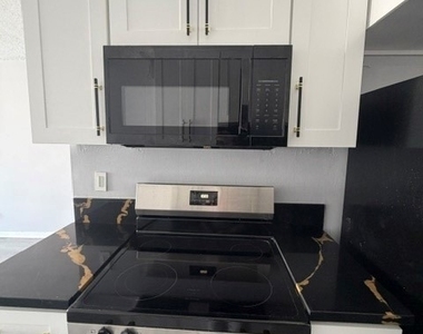 375 Atlantic Avenue - Photo Thumbnail 19