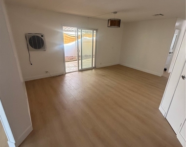 112 Aliso - Photo Thumbnail 2