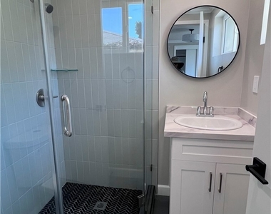 11920 Hopland Street - Photo Thumbnail 3