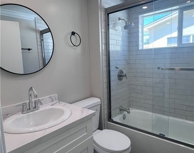 11920 Hopland Street - Photo Thumbnail 2