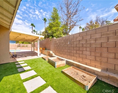 701 Barnsley - Photo Thumbnail 36