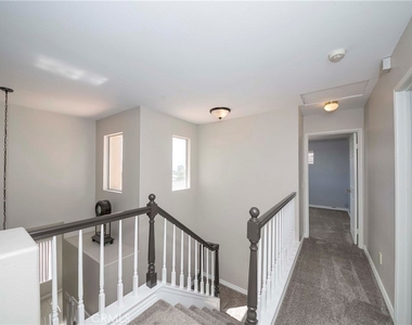 701 Barnsley - Photo Thumbnail 17
