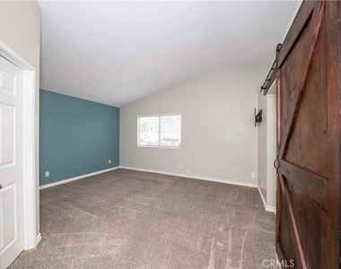 701 Barnsley - Photo Thumbnail 18