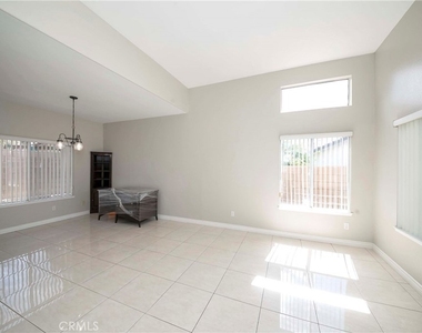 701 Barnsley - Photo Thumbnail 6