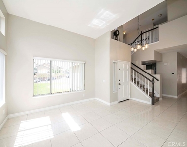 701 Barnsley - Photo Thumbnail 4