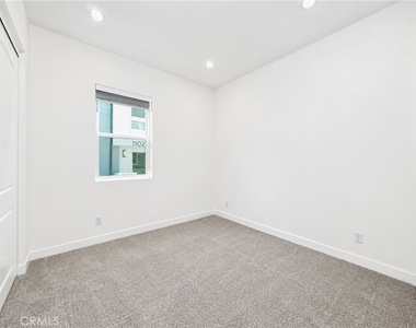 1646 S Urbana - Photo Thumbnail 25