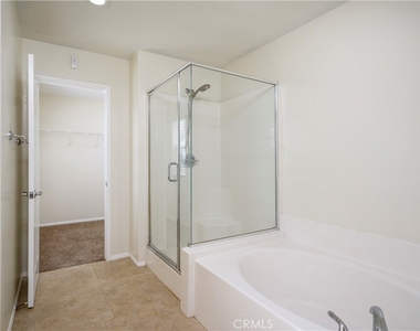 16442 El Revino Drive - Photo Thumbnail 15