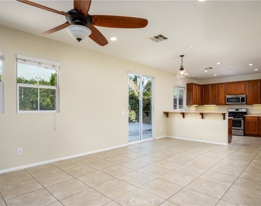 16442 El Revino Drive - Photo Thumbnail 4