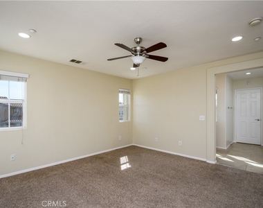 16442 El Revino Drive - Photo Thumbnail 11