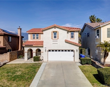 16442 El Revino Drive - Photo Thumbnail 31