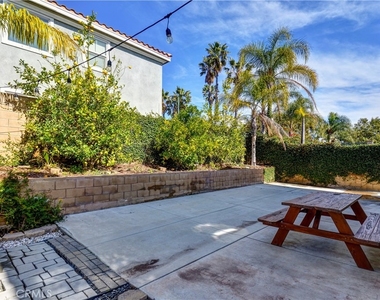 16442 El Revino Drive - Photo Thumbnail 30