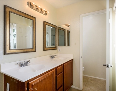 16442 El Revino Drive - Photo Thumbnail 12
