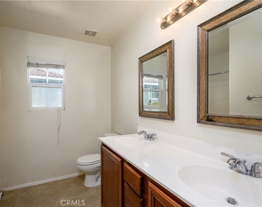 16442 El Revino Drive - Photo Thumbnail 19