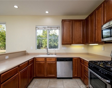 16442 El Revino Drive - Photo Thumbnail 8