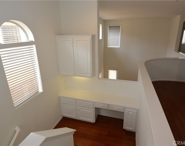 22 Roseville - Photo Thumbnail 8