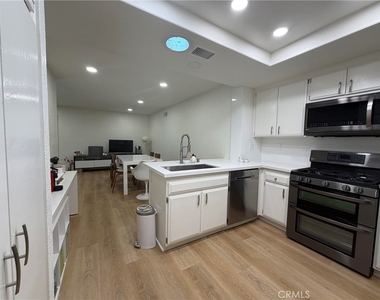2115 Baywood - Photo Thumbnail 8