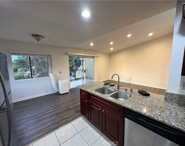 2620 Del Vista - Photo Thumbnail 7