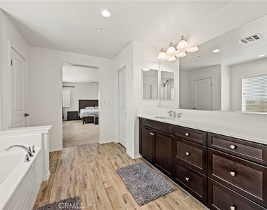 15237 Brookstone - Photo Thumbnail 14