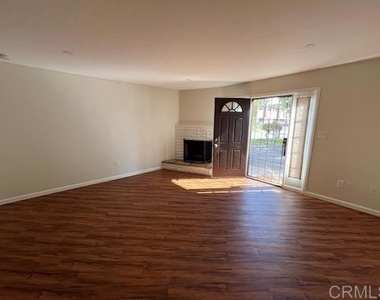 464 Woodland Avenue - Photo Thumbnail 3