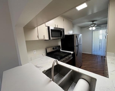 464 Woodland Avenue - Photo Thumbnail 6