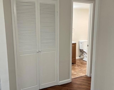 464 Woodland Avenue - Photo Thumbnail 13