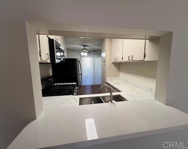 464 Woodland Avenue - Photo Thumbnail 7