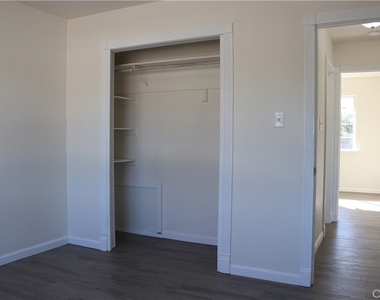 411 N Burton Street - Photo Thumbnail 8