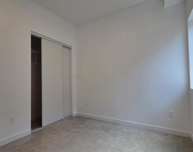 517 N Avenue 50 - Photo Thumbnail 3