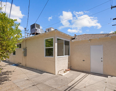 1311 Tierra Alta Drive - Photo Thumbnail 8