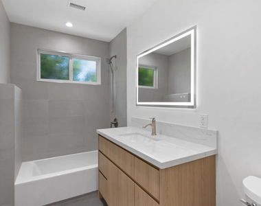 1311 Tierra Alta Drive - Photo Thumbnail 7