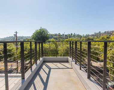 3682 Harriman Avenue - Photo Thumbnail 24