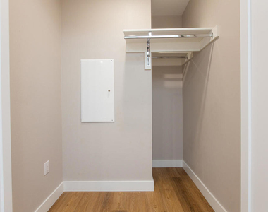 3682 Harriman Avenue - Photo Thumbnail 37