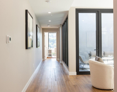 3682 Harriman Avenue - Photo Thumbnail 18