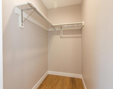 3682 Harriman Avenue - Photo Thumbnail 37