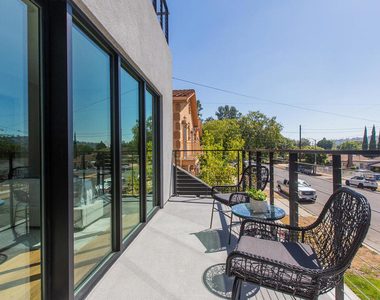 3682 Harriman Avenue - Photo Thumbnail 9