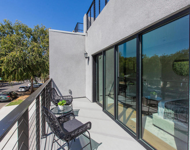 3682 Harriman Avenue - Photo Thumbnail 10
