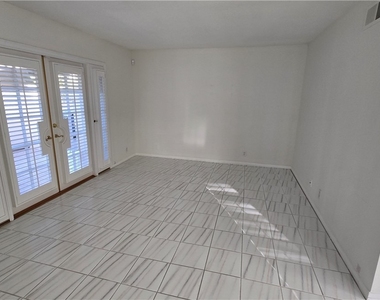31811 Greens Pointe - Photo Thumbnail 5