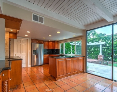 5021 Corkwood Lane - Photo Thumbnail 5