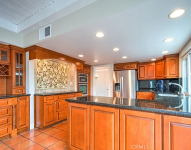 5021 Corkwood Lane - Photo Thumbnail 9