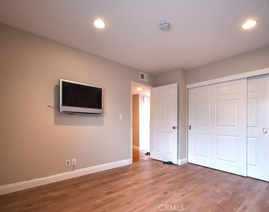 5021 Corkwood Lane - Photo Thumbnail 23