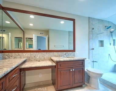 5021 Corkwood Lane - Photo Thumbnail 32