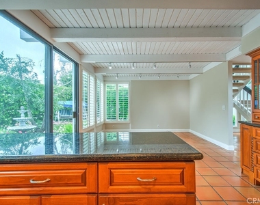 5021 Corkwood Lane - Photo Thumbnail 10