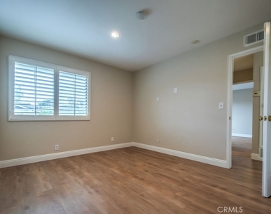5021 Corkwood Lane - Photo Thumbnail 36